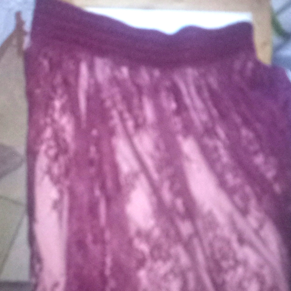 Lace midi skirt